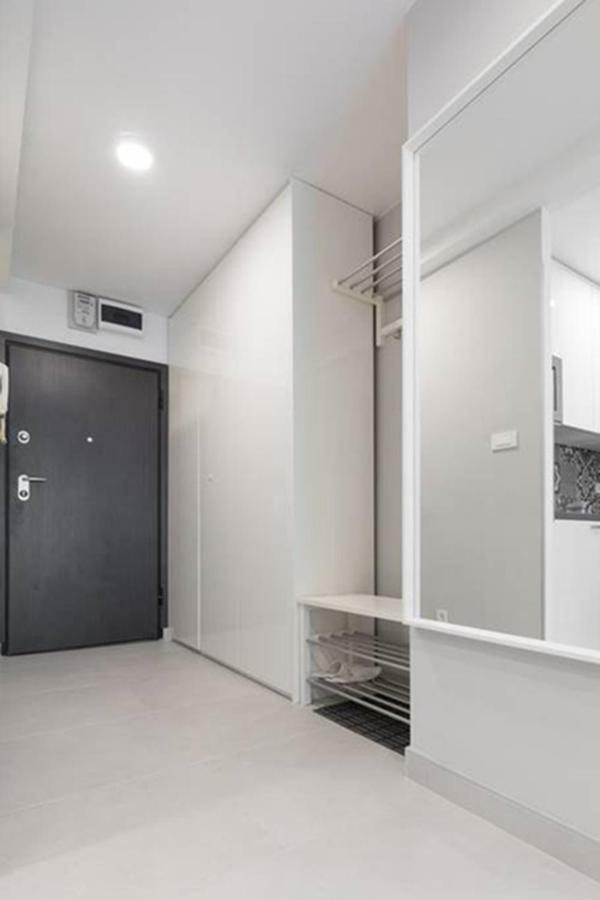 Ferienwohnung Penthouse "Sky 17" S Balkonom I Besplatnim Parkingom Zagreb Exterior foto